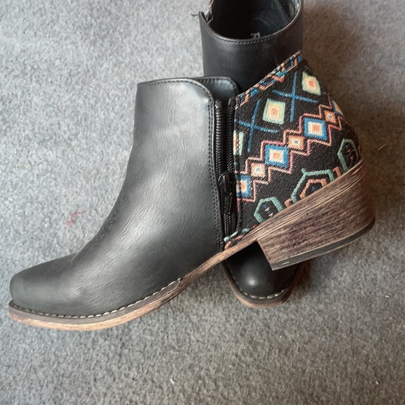 Roper black booties - Picture 4 of 4